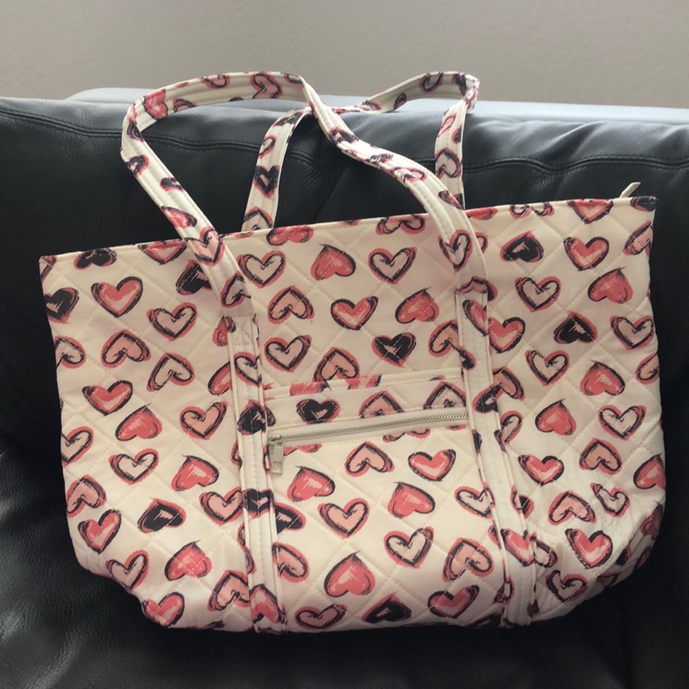 New heart Tote